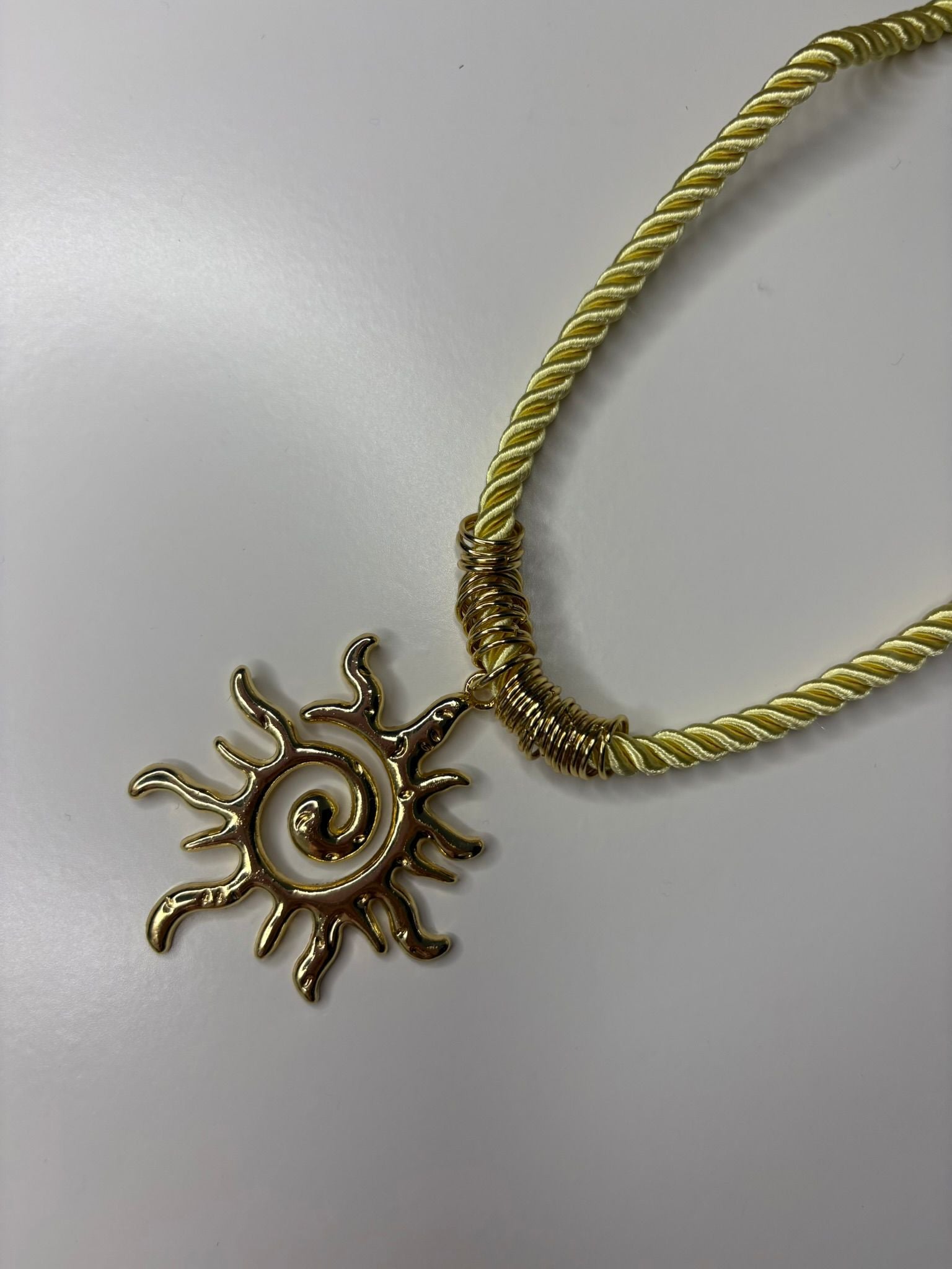 Collana hot