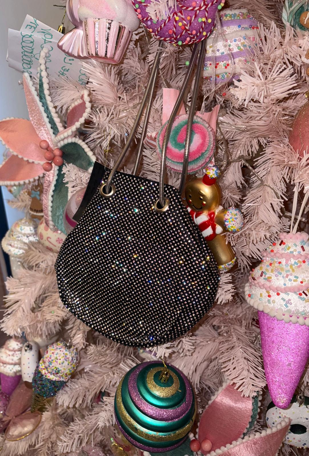 Borsa Shine