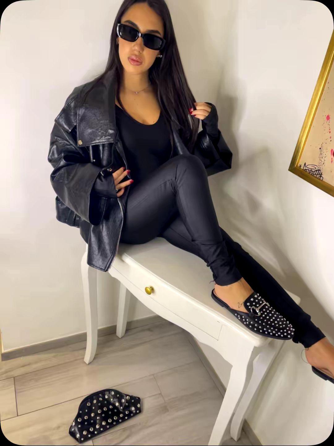 scarpe borchiate nera